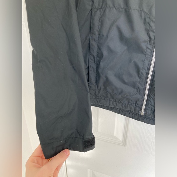 Columbia rain jacket size XS excellent condition black - Picture 6 of 6